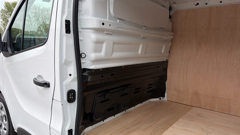 Renault Trafic Lwb Diesel LL30 Blue dCi 130 Advance [Safety] Van